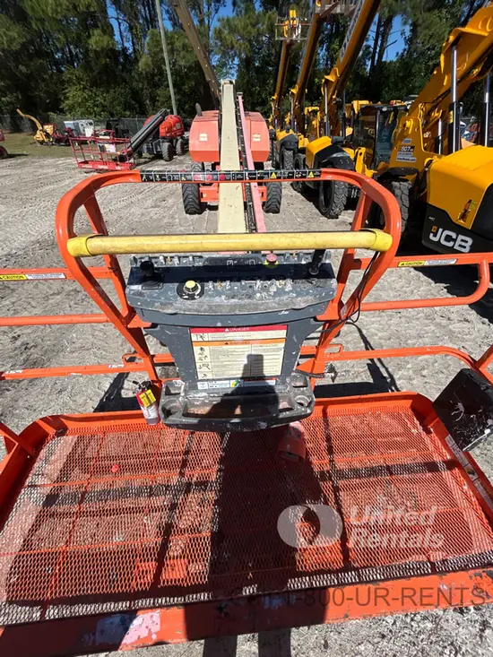 2017 JLG 800S Boom Lift