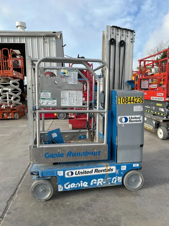2018 Genie GR-20 Self-Propelled One-Person Lift