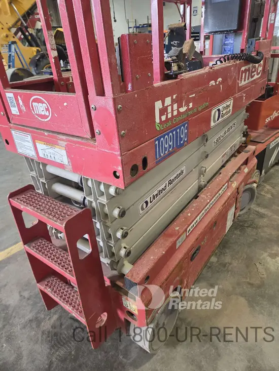2019 MEC MICRO 26 Scissor Lift