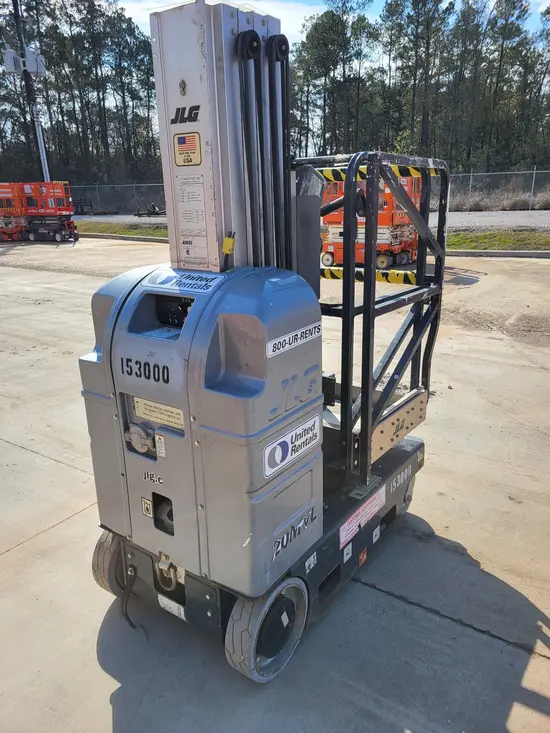 2015 JLG 20MVL Self-Propelled One-Person Lift