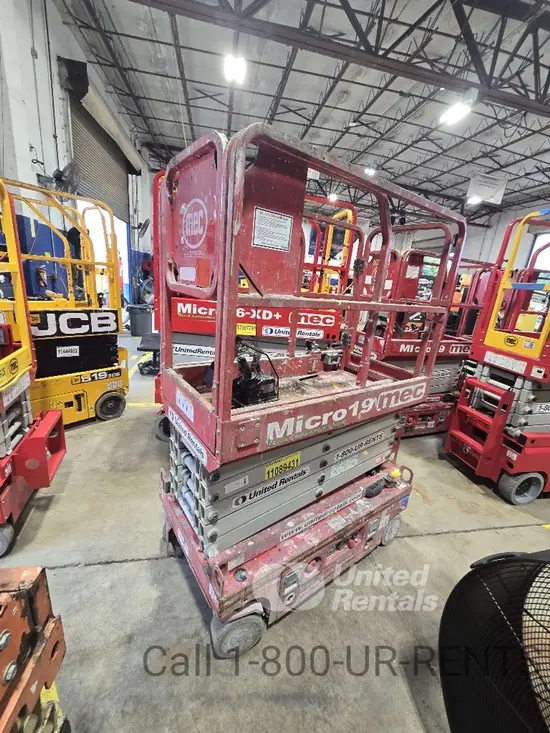 2020 MEC MICRO 19 Scissor Lift