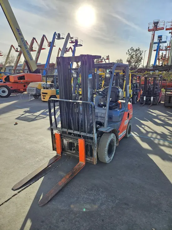 2019 Toyota 8FGU25 Warehouse Forklift