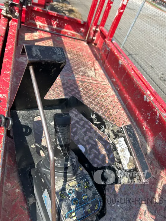 2020 MEC MICRO 26 Scissor Lift