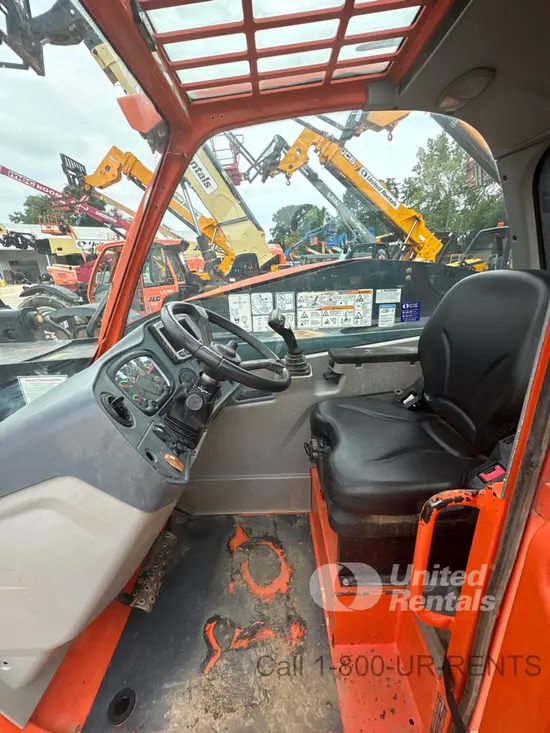 2019 JLG 1055 Forklift
