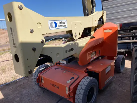 2015 JLG E400AN Articulating Boom Lift