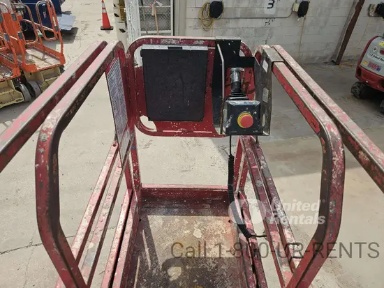 2020 MEC MICRO 19 Scissor Lift