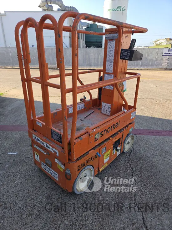 2018 Snorkel TM12 Self-Propelled One-Person Lift