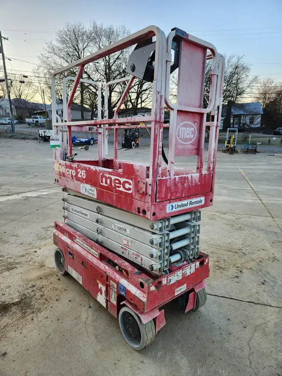 2021 MEC MICRO 26 Scissor Lift