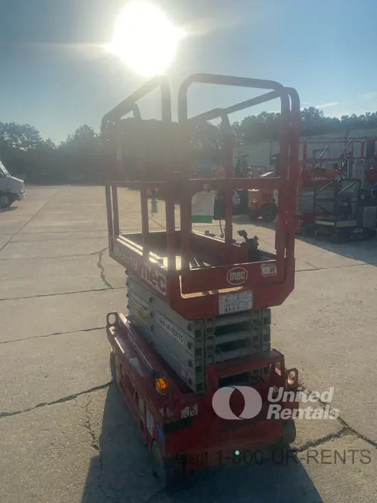 2020 MEC MICRO 19 Scissor Lift