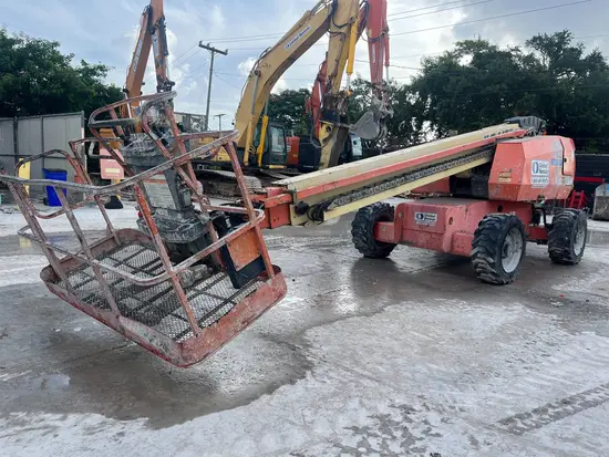 2017 JLG 600S Boom Lift