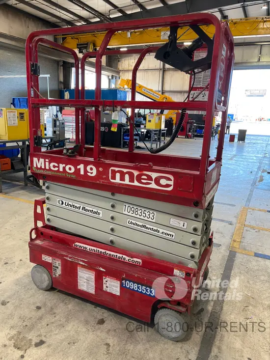 2019 MEC MICRO 19 Scissor Lift