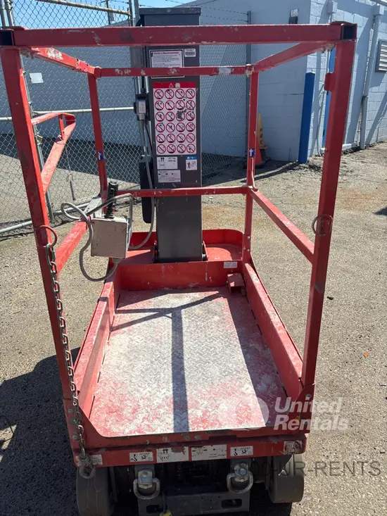 2018 Skyjack SJ12 Self-Propelled One-Person Lift
