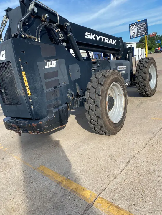 2018 SKYTRAK 6036 Forklift