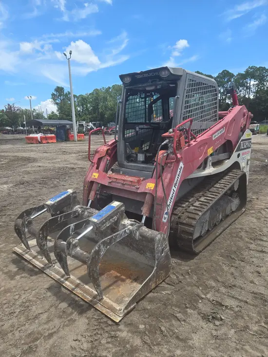 2020 Takeuchi TL12V2-CR Track Loader