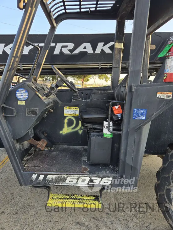 2018 SKYTRAK 6036 Forklift