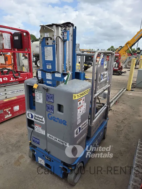 2021 Genie GR-15 Self-Propelled One-Person Lift