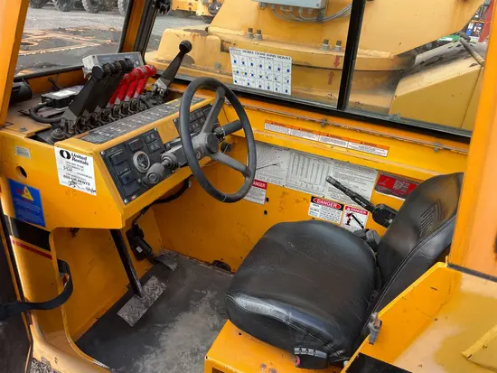 2010 Broderson IC-200-3G