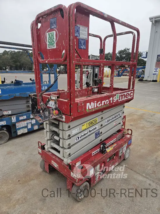2020 MEC MICRO 19 Scissor Lift