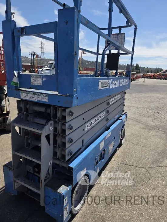 2018 Genie GS-3232 Scissor Lift
