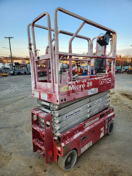 2021 MEC MICRO 26 Scissor Lift