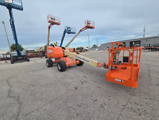 2017 JLG 400S Boom Lift
