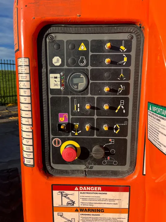 2016 JLG E450AJ Articulating Boom Lift