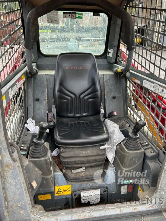 2020 Takeuchi TL8R2R Track Loader