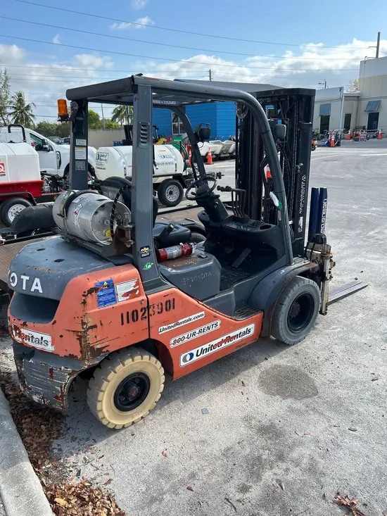 2019 Toyota 8FGU25 Forklift