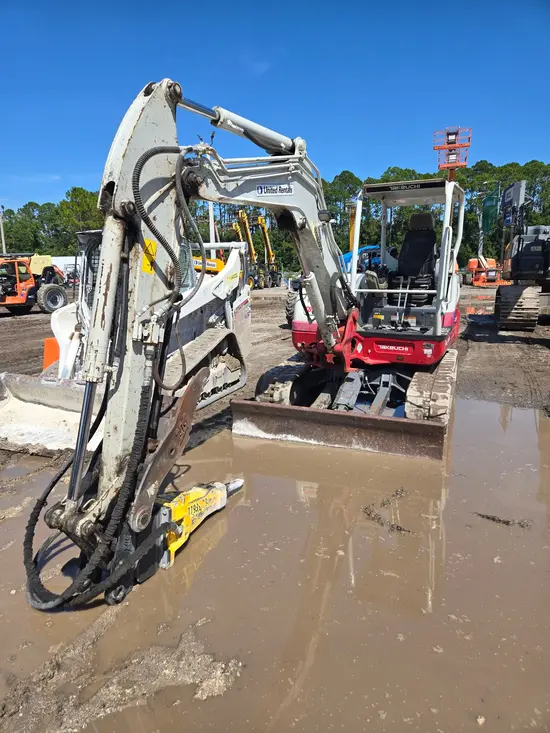 2021 Takeuchi TB260 Mini Excavator