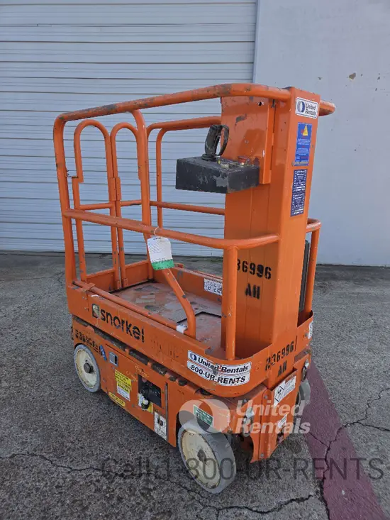 2018 Snorkel TM12 Self-Propelled One-Person Lift