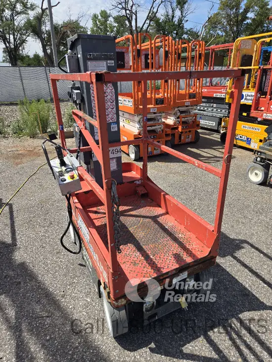 2018 Skyjack SJ16 Self-Propelled One-Person Lift