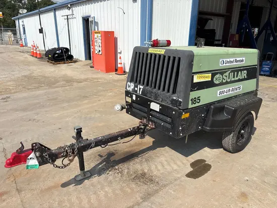 2013 JLG E300AJP Articulating Boom Lift