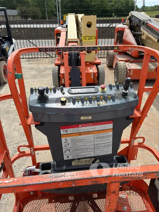 2018 JLG E400AJPN Articulating Boom Lift