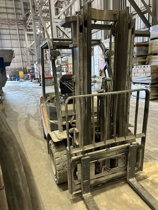 2018 Toyota 8FDU25 Warehouse Forklift