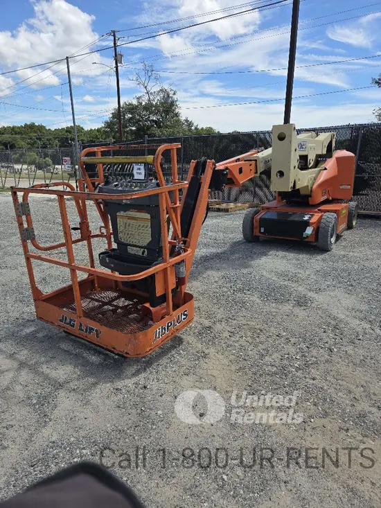2018 JLG E400AJPN Articulating Boom Lift