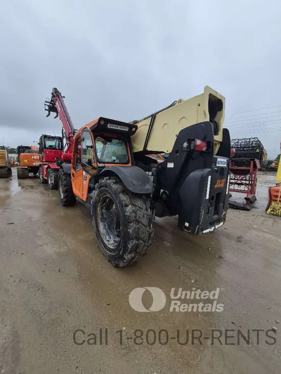 2019 JLG 1055 Forklift