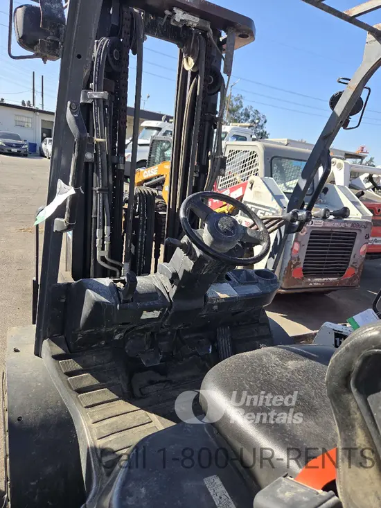 2015 Toyota 8FD35U Warehouse Forklift
