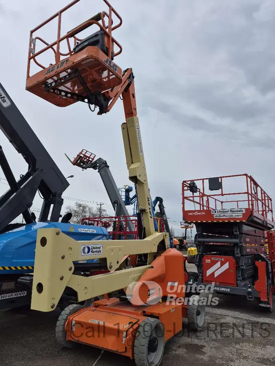 2017 JLG E450AJ Articulating Boom Lift
