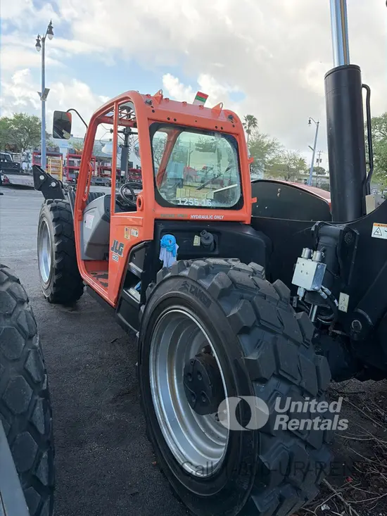2019 JLG 1255 Forklift