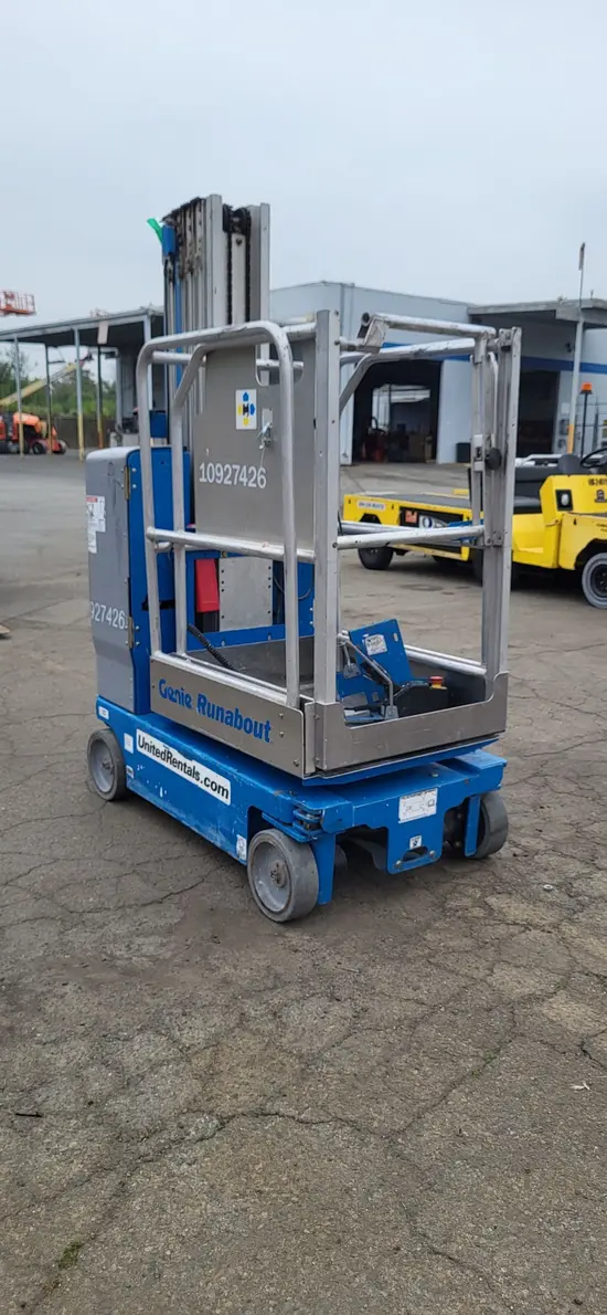 2019 Genie GR-20 Self-Propelled One-Person Lift