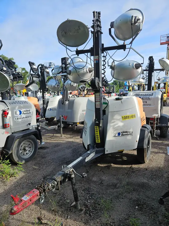 2018 Magnum Pro MLT6SM-STD3 Portable Light Tower