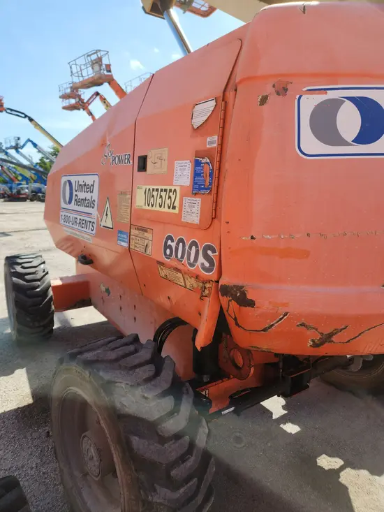 2017 JLG 600S Boom Lift