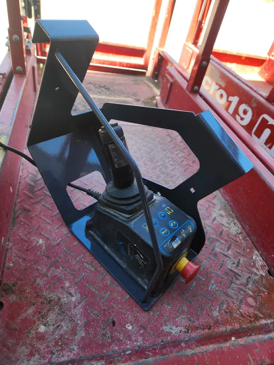 2019 MEC MICRO 19 Scissor Lift