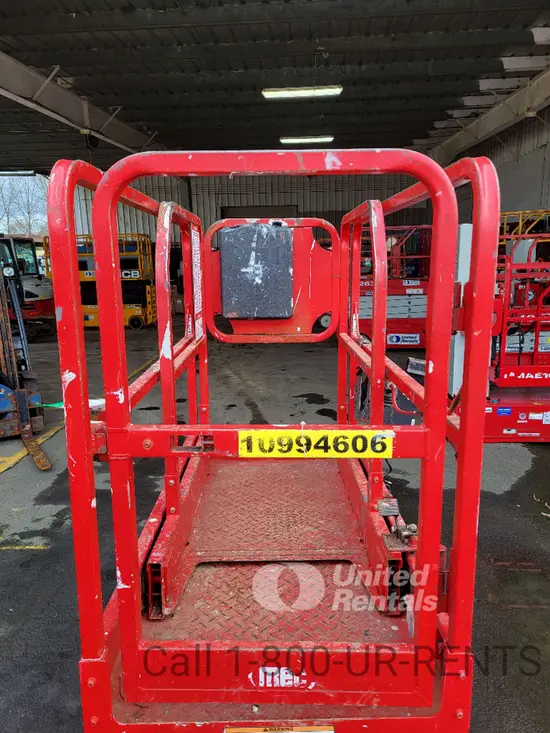 2019 MEC MICRO 19 Scissor Lift