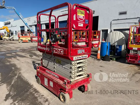2018 MEC MICRO 19 Scissor Lift