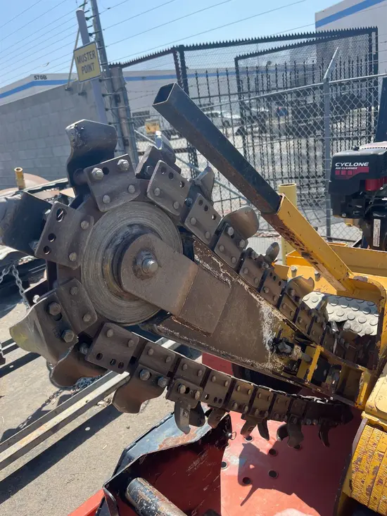 2016 Vermeer RTX130 Trencher