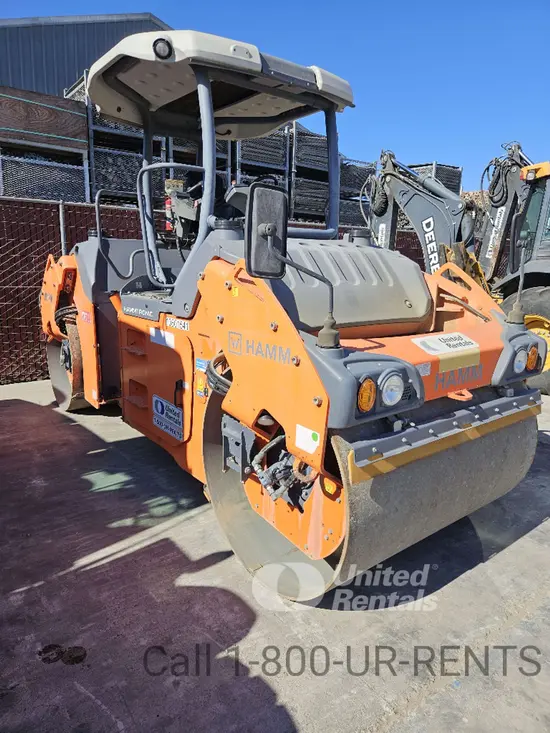 2018 Hamm HD+90iVV Double Drum Roller