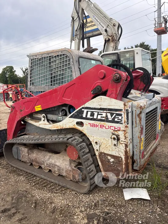 2018 Takeuchi TL12V2-CR Track Loader