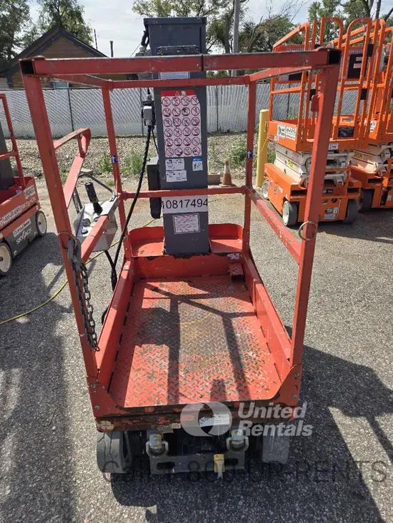 2018 Skyjack SJ16 Self-Propelled One-Person Lift