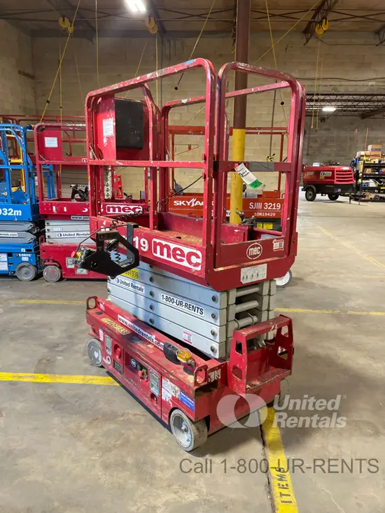 2020 MEC MICRO 19 Scissor Lift